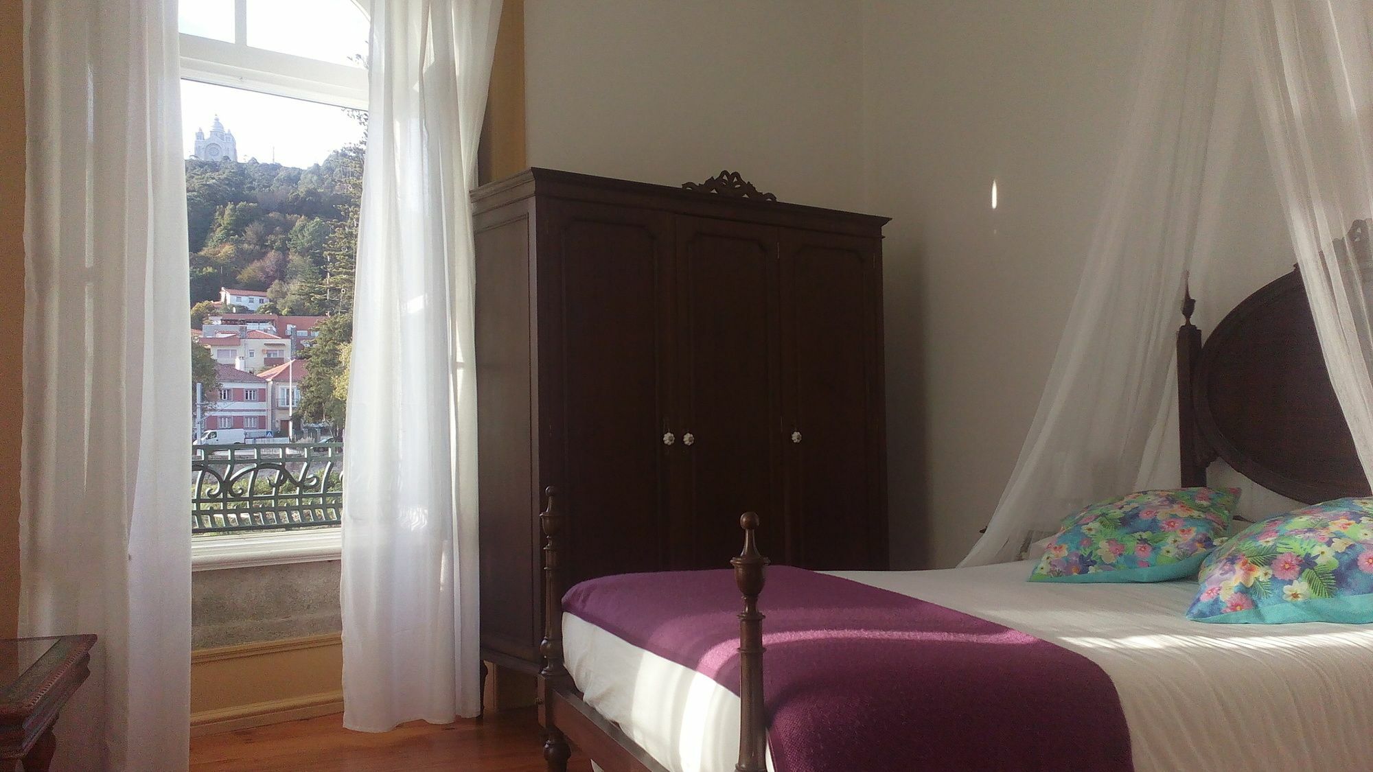 A Vianesa - Guest House Виана-ду-Каштелу Экстерьер фото